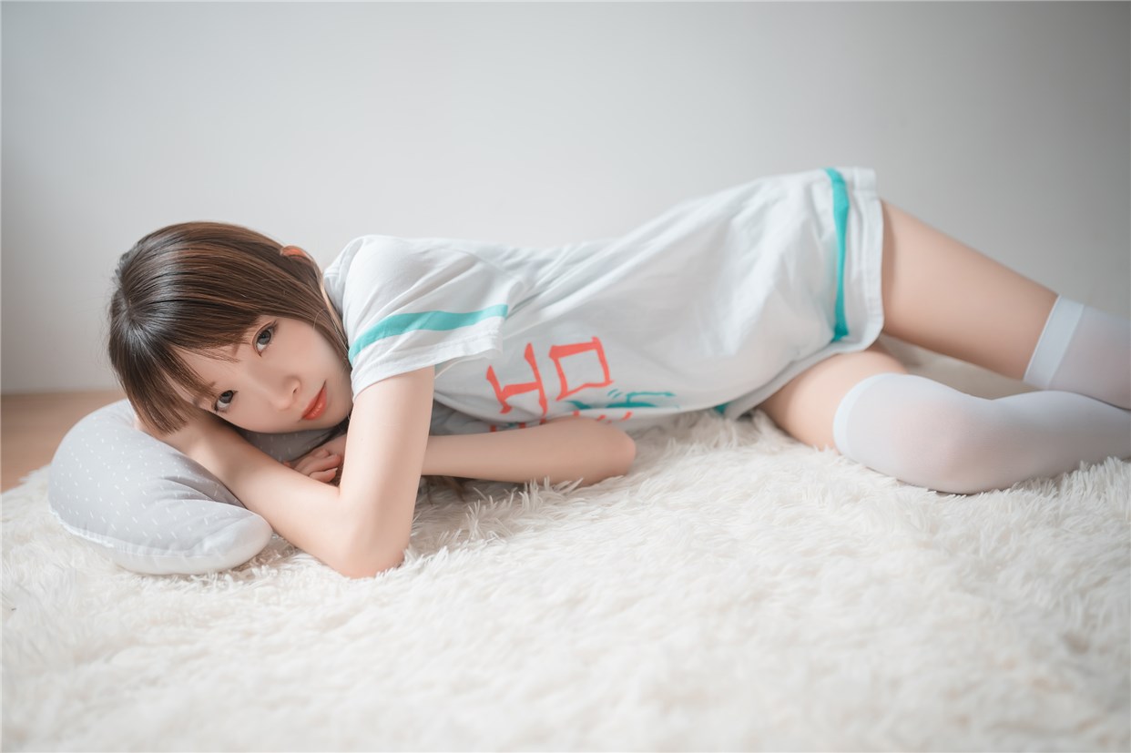 我女朋友不可能这么可爱！