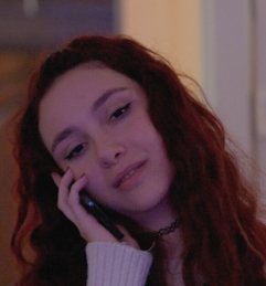 《被勒索的主播》中文版